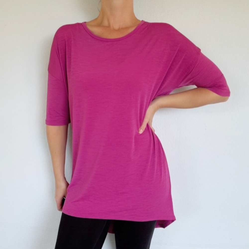LuLaRoe magenta pink stretchy spandex blend half sleeve tunic blouse size small